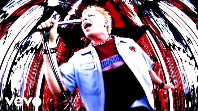 The Offspring - Pretty Fly (For A White Guy) (Official Music Video) The Offspring - Pretty Fly (For A White Guy) (Official Music Video)