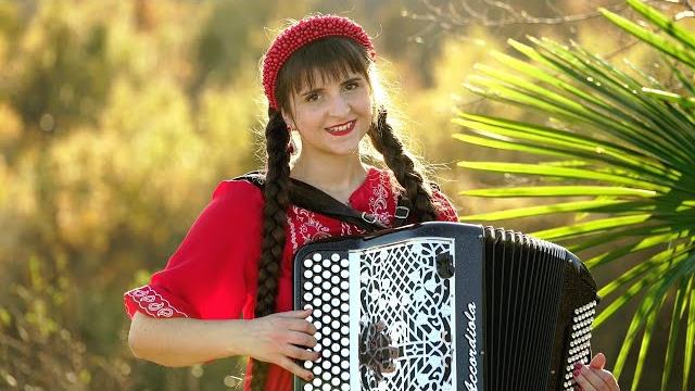 Вот кто-то с горочки спустился - Народные Песни Русская Музыка - Russian Folk Music - Марион LMJM Вот кто-то с горочки спустился - Народные Песни Русская Музыка - Russian Folk Music - Марион LMJM