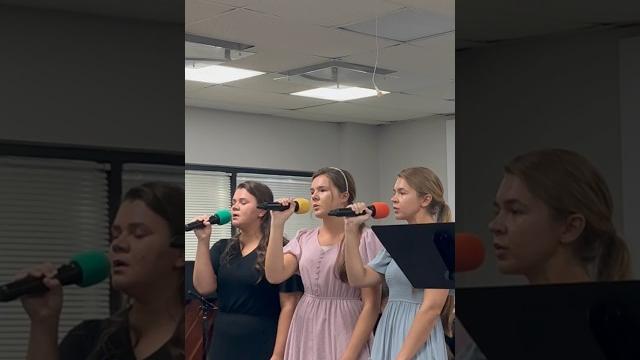 О Наш Творец #видео #музыка #мсцехб #мхо #христианскаямузыка #песнивмашину #песня #женихиневеста О Наш Творец #видео #музыка #мсцехб #мхо #христианскаямузыка #песнивмашину #песня #женихиневеста