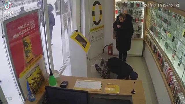 твою мать, что у вас здесь происходит твою мать, что у вас здесь происходит