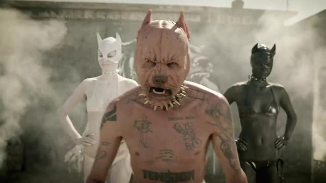 DIE ANTWOORD - PITBULL TERRIER DIE ANTWOORD - PITBULL TERRIER