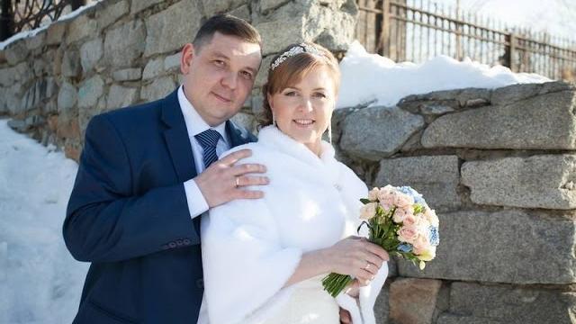 Музыкальный подарок для родителей от молодоженов Музыкальный подарок для родителей от молодоженов
