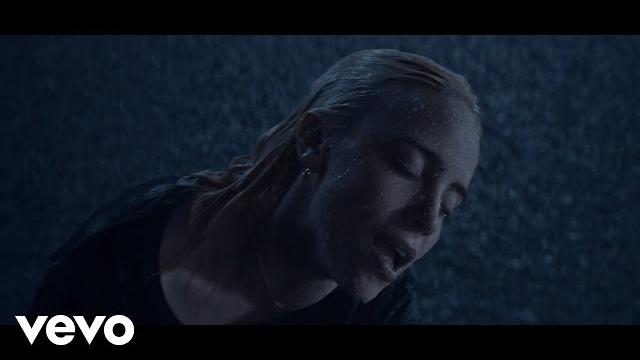 Billie Eilish - Happier Than Ever (Official Music Video) Billie Eilish - Happier Than Ever (Official Music Video)