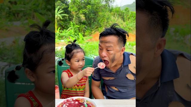 she is so kind and cute #funny #cute #foodchallenge she is so kind and cute #funny #cute #foodchallenge