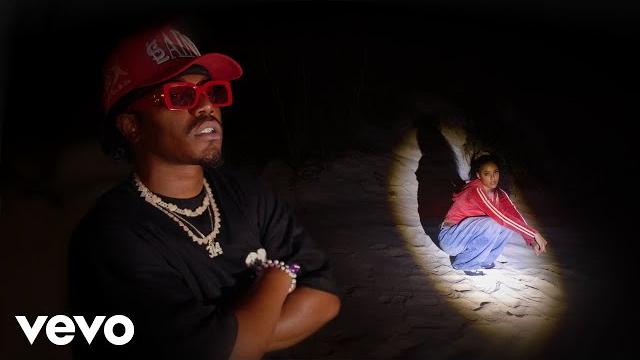 Samara Cyn, Smino - brand new teeth (Official Video) Samara Cyn, Smino - brand new teeth (Official Video)