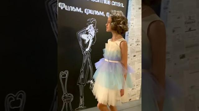 Кто куда, а я за… Кто куда, а я за…