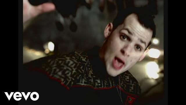 Good Charlotte - The Anthem (Official Video) Good Charlotte - The Anthem (Official Video)