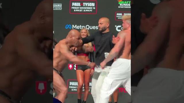 Mike Tyson SLAPS Jake Paul Mike Tyson SLAPS Jake Paul