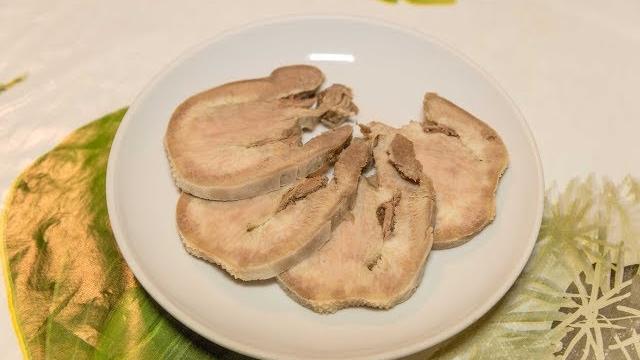Язык отварной свиной, как варить и чистить Язык отварной свиной, как варить и чистить