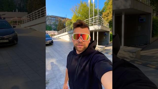 Видел таких в караоке? #юмор #приколы #мемы #врек #топ #смех #рекомендации #рек #short #shorts Видел таких в караоке? #юмор #приколы #мемы #врек #топ #смех #рекомендации #рек #short #shorts