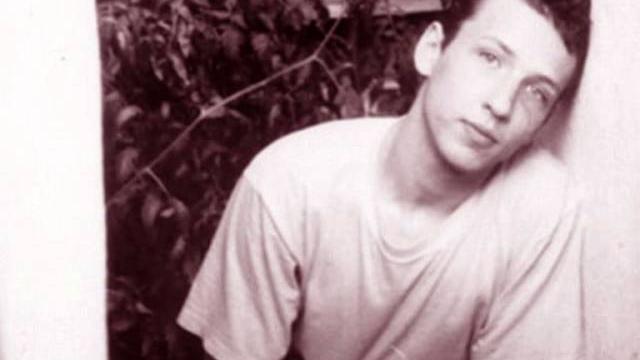 Борис РЫЖИЙ. Стихи. "ПОМЕРКЛИ ОЧИ ГОЛУБЫЕ..." 1999. Борис РЫЖИЙ. Стихи. "ПОМЕРКЛИ ОЧИ ГОЛУБЫЕ..." 1999.