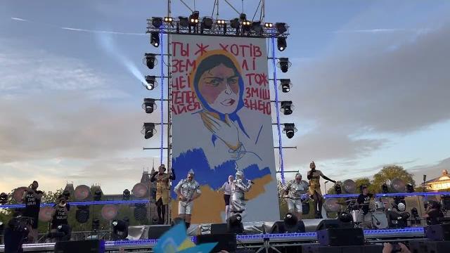 Verka Serduchka - Russia Goodbye & Make It Rain Champagne @ Museumplein, Amsterdam 2022 Verka Serduchka - Russia Goodbye & Make It Rain Champagne @ Museumplein, Amsterdam 2022