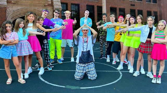 BAD BOY ХОЧЕТ ВЕРНУТЬСЯ В КАМПУС!!! ЧТО НА ЭТО СКАЖУТ ПОДРОСТКИ ШКОЛЫ? КАМИЛЬ И АМИНА ПЕРЕД ВЫБОРОМ BAD BOY ХОЧЕТ ВЕРНУТЬСЯ В КАМПУС!!! ЧТО НА ЭТО СКАЖУТ ПОДРОСТКИ ШКОЛЫ? КАМИЛЬ И АМИНА ПЕРЕД ВЫБОРОМ