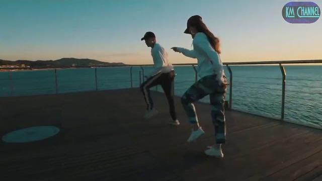 Eiffel 65 Blue Da Ba Dee ( Shuffle dance ) Eiffel 65 Blue Da Ba Dee ( Shuffle dance )