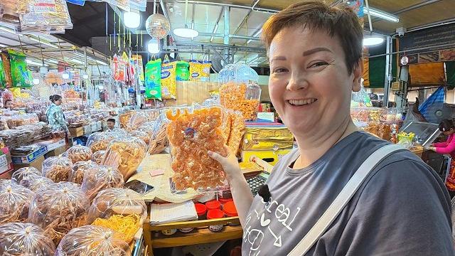 Остаёмся в Таиланде! ПРОБЛЕМЫ с билетами, попали на ДЕНЬГИ! Закупаемся на РЫБНОМ РЫНКЕ Наклуа Влог Остаёмся в Таиланде! ПРОБЛЕМЫ с билетами, попали на ДЕНЬГИ! Закупаемся на РЫБНОМ РЫНКЕ Наклуа Влог