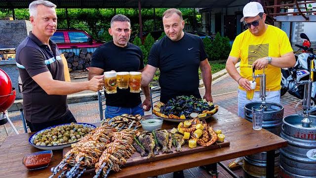 120 ЛИТРОВ ПИВА. ШАШЛЫК ИЗ КРЕВЕТОК. ГОТОВИМ МОРЕПРОДУКТЫ. 120 ЛИТРОВ ПИВА. ШАШЛЫК ИЗ КРЕВЕТОК. ГОТОВИМ МОРЕПРОДУКТЫ.