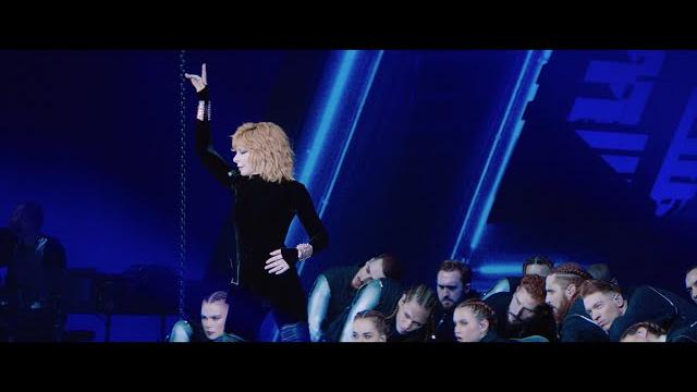 Mylène Farmer - Pourvu qu'elles soient douces (Live 2019) Mylène Farmer - Pourvu qu'elles soient douces (Live 2019)