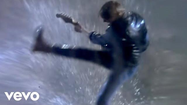 Bryan Adams - Run To You Bryan Adams - Run To You