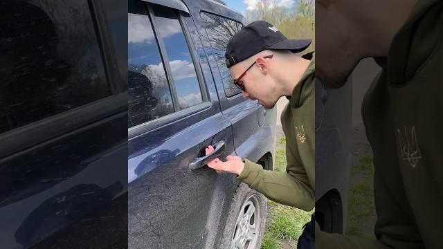 Лайфхак как открыть машину если вы потеряли ключи Лайфхак как открыть машину если вы потеряли ключи