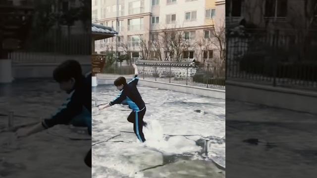 Он ходил по воде Он ходил по воде