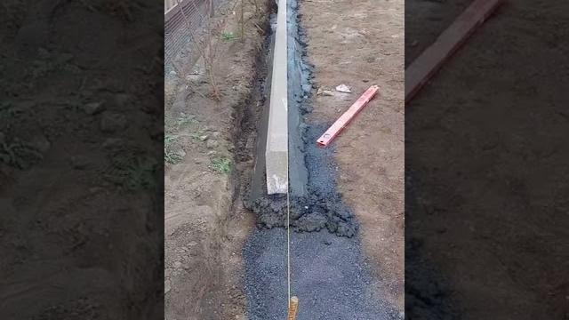 УКЛАДКА ТРАТУАРНОЙ ПЛИТКИ СВОИМИ РУКАМИ УКЛАДКА ТРАТУАРНОЙ ПЛИТКИ СВОИМИ РУКАМИ