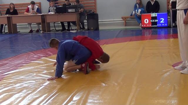 Борьба Самбо, перелом бедра Борьба Самбо, перелом бедра