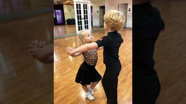 Mila (4 yers old) Practice #chachacha Mila (4 yers old) Practice #chachacha