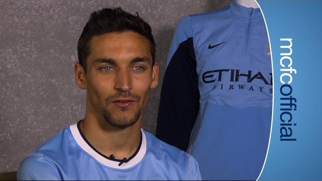 EXCLUSIVE: Jesus Navas Signs for City EXCLUSIVE: Jesus Navas Signs for City