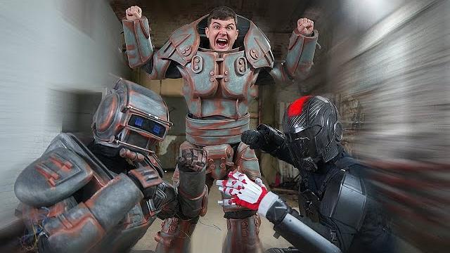 Робот одел броню Титанобоя на Виа! Киберсолдат вернулся, но... Робот одел броню Титанобоя на Виа! Киберсолдат вернулся, но...