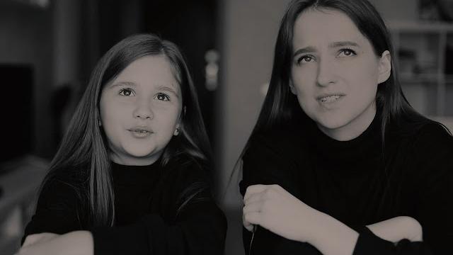 Мальвина Матрасова - Девочке три... (читает Мелия, Маша Матвейчук, музыка Мартин Маргарян) Мальвина Матрасова - Девочке три... (читает Мелия, Маша Матвейчук, музыка Мартин Маргарян)