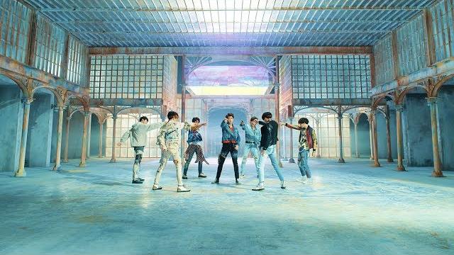 BTS (방탄소년단) 'FAKE LOVE' Official MV BTS (방탄소년단) 'FAKE LOVE' Official MV