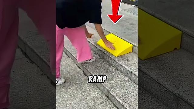 This scooter can't go up the ramp! This scooter can't go up the ramp!