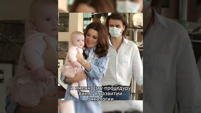 Обнимала и успокаивала отца: 5-летняя дочь Анастасии Заворотнюк стояла рядом с гробом матери Обнимала и успокаивала отца: 5-летняя дочь Анастасии Заворотнюк стояла рядом с гробом матери