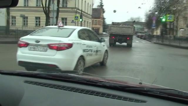 Сужение дороги. Кто уступает (15-08-14) Сужение дороги. Кто уступает (15-08-14)