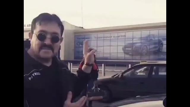 Бутырка. Девчонка с центра.#бутырка#ждамиров#владимирждамиров#шансон#русскийшансон#shorts Бутырка. Девчонка с центра.#бутырка#ждамиров#владимирждамиров#шансон#русскийшансон#shorts