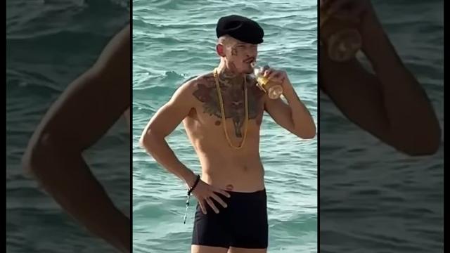 быдло на пляже… быдло на пляже…
