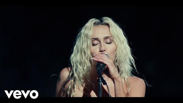Miley Cyrus - Flowers (Backyard Sessions) Miley Cyrus - Flowers (Backyard Sessions)