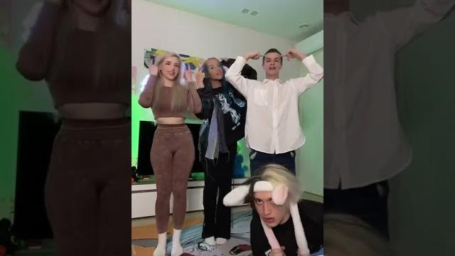 А МНЕ ДО ЛАМПОЧКИ #short Video А МНЕ ДО ЛАМПОЧКИ #short Video