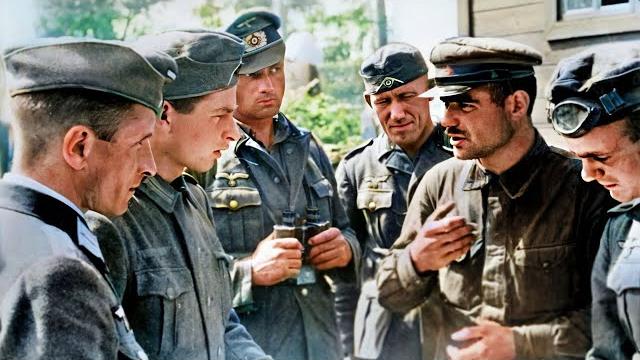 Уникальная кинохроника 22 июня 1941 года. "Черный день календаря" Как началась Великая Отечественная Уникальная кинохроника 22 июня 1941 года. "Черный день календаря" Как началась Великая Отечественная