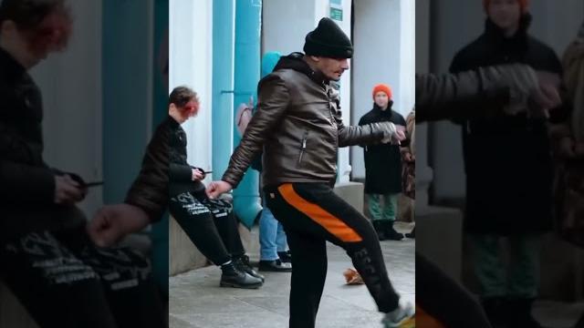 Разминка если долго сидишь за столом #юмор Разминка если долго сидишь за столом #юмор