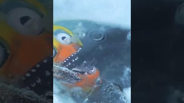 Нашли аниматроника подо льдом! Как они туда попали? Нашли аниматроника подо льдом! Как они туда попали?