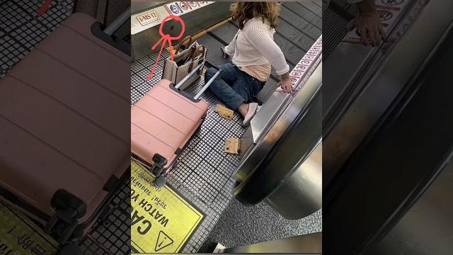 Зежевало в эскалаторе. Это должен знать каждый. Зежевало в эскалаторе. Это должен знать каждый.