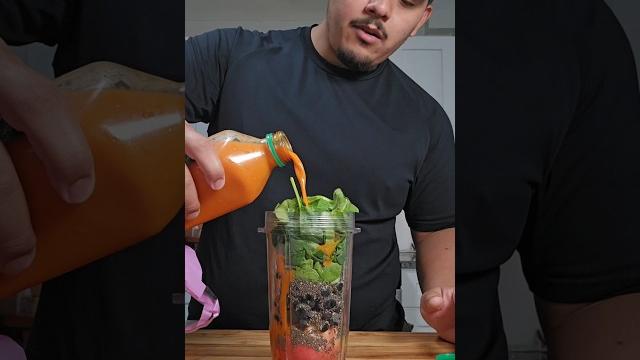 This helps me lose weight #smoothie #weightloss This helps me lose weight #smoothie #weightloss