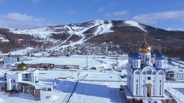 Горный воздух, Южно-Сахалинск с птичьего полета Горный воздух, Южно-Сахалинск с птичьего полета