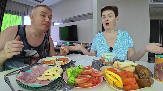 Мукбанг ЖАЛЕЕМ что приехали в Таиланд в мае! РАЗОЧАРОВАЛИСЬ в Паттайе! Семейный обед Болталка Мукбанг ЖАЛЕЕМ что приехали в Таиланд в мае! РАЗОЧАРОВАЛИСЬ в Паттайе! Семейный обед Болталка
