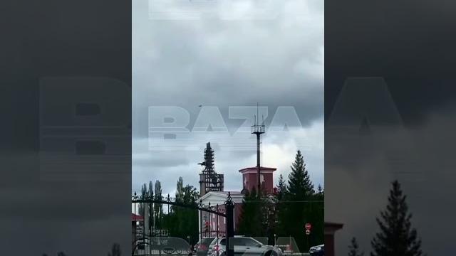 Беспилотники атаковали нефтеперерабатывающее предприятие "Салаватнефтеоргсинтез" в Башкортостане Беспилотники атаковали нефтеперерабатывающее предприятие "Салаватнефтеоргсинтез" в Башкортостане