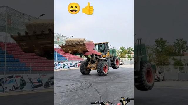 Фестиваль тракторов #мтз #трактора #погрузчики #automobile Фестиваль тракторов #мтз #трактора #погрузчики #automobile