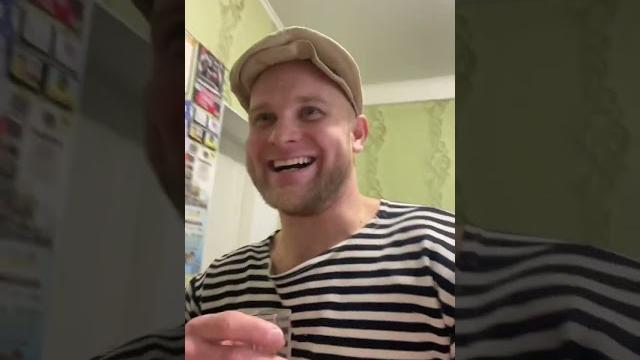 Батя и ТОСТ (смешное видео, юмор, приколы, поржать, смех) Батя и ТОСТ (смешное видео, юмор, приколы, поржать, смех)