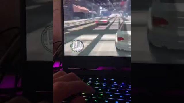 ШОК ЗАПУСТИЛ GTA IV НА УЛЬТРА НАСТРОЙКАХ НА НОУТБУКЕ ШОК ЗАПУСТИЛ GTA IV НА УЛЬТРА НАСТРОЙКАХ НА НОУТБУКЕ