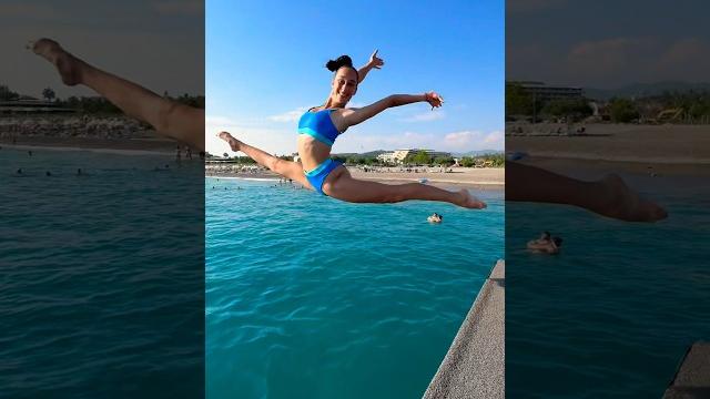 Прыгать с пирса запрещено Также я: #море #злататонкель #гимнастка #гимнастика #шпагат Прыгать с пирса запрещено Также я: #море #злататонкель #гимнастка #гимнастика #шпагат